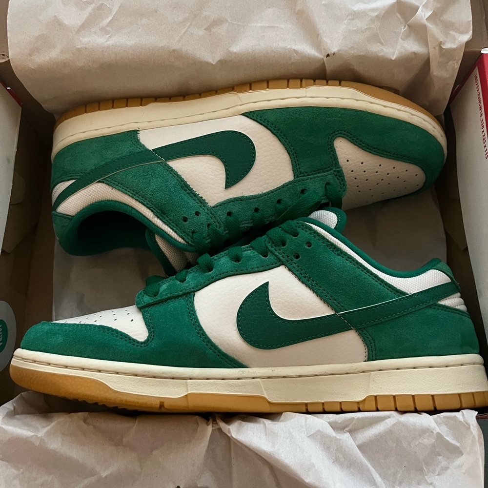 Nike Dunk Low Green and White Men's Shoes